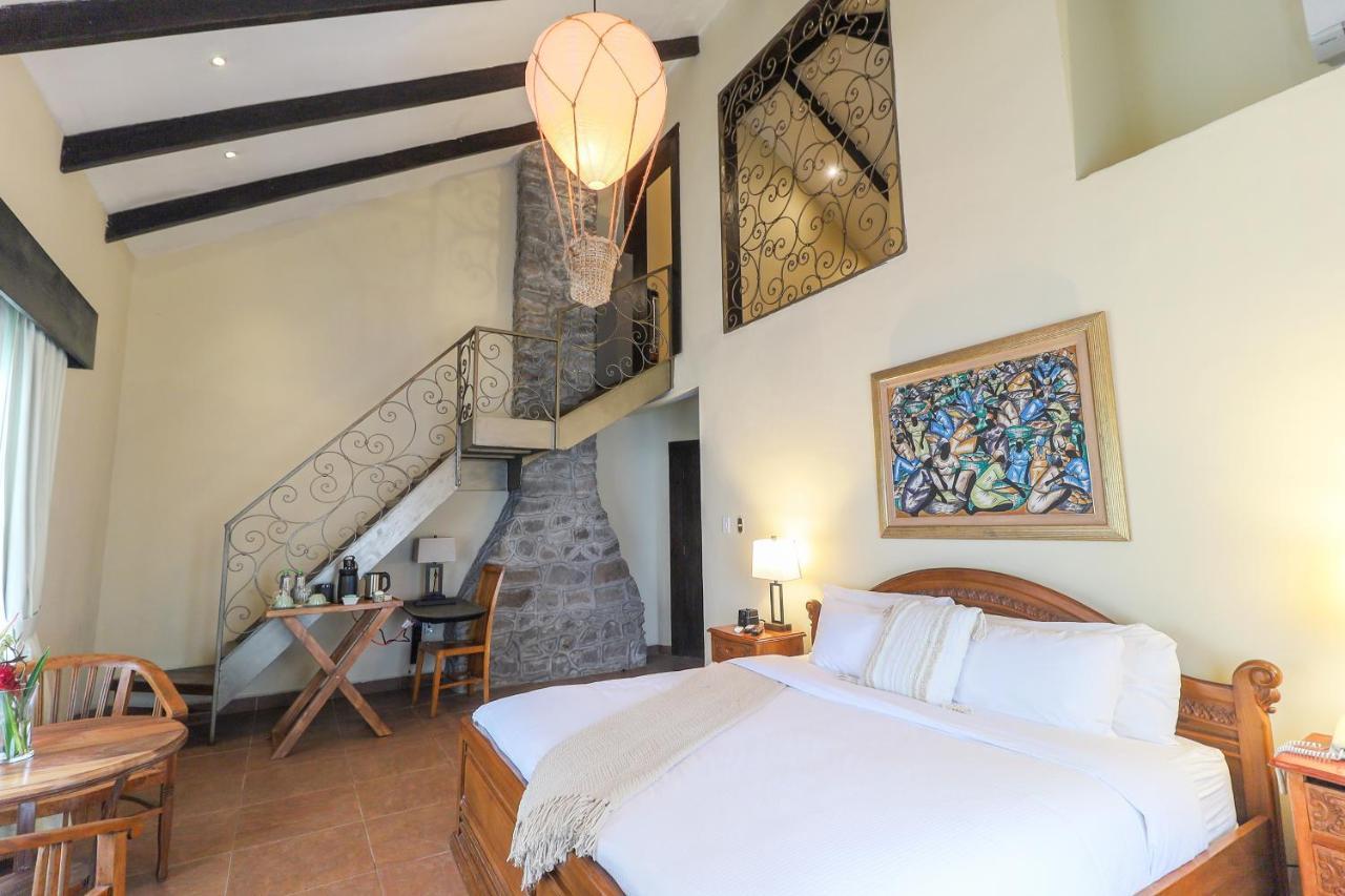 The Riverside Inn Бокете Экстерьер фото