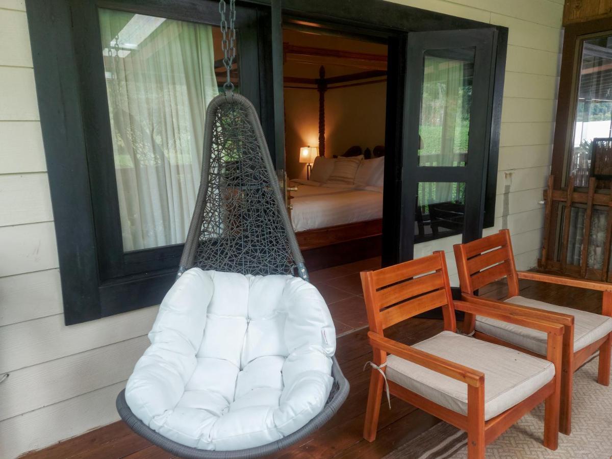 The Riverside Inn Бокете Экстерьер фото